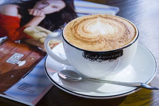 为什么中国人喜欢喝热水?其实国人喝热水的历史已存在千年 为什么中国人喜欢喝热水?其实国人喝热水的历史已存在千年