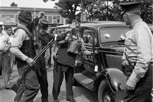 谭锦镛是谁 谭锦镛为何跳桥自杀