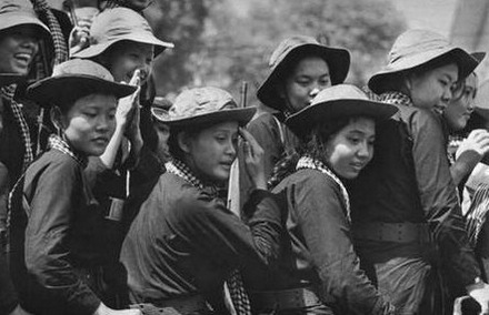 越南女兵不穿内衣真相揭秘,原因真的是让人防不胜防 越南女兵不穿内衣真相揭秘,原因真的是让人防不胜防