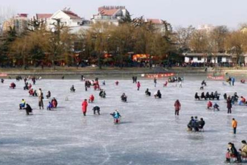 15岁女革命者救落水儿童丧命,20年后落水儿童却走上不归路 15岁女革命者救落水儿童丧命,20年后落水儿童却走上不归路