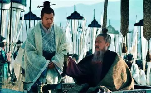 伏寿接近曹丕是为了杀曹操么?伏寿计谋为什么会被曹操识破 伏寿接近曹丕是为了杀曹操么?伏寿计谋为什么会被曹操识破