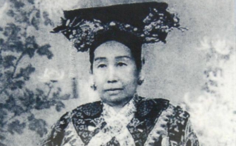 光绪比慈禧早死一天真的是巧合吗?到底有什么玄机?