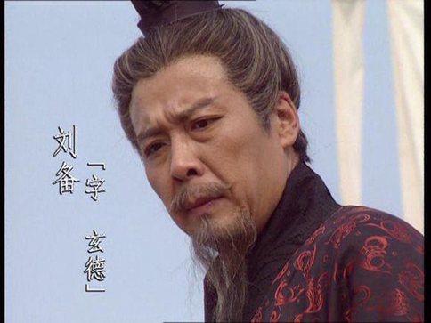 三英战吕布最大的赢家却不是刘备?曹操袁绍才是最大获利者
