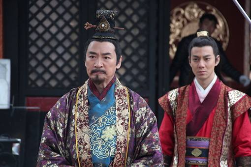 太上皇和皇帝之间,谁的地位更高 太上皇和皇帝之间,谁的地位更高