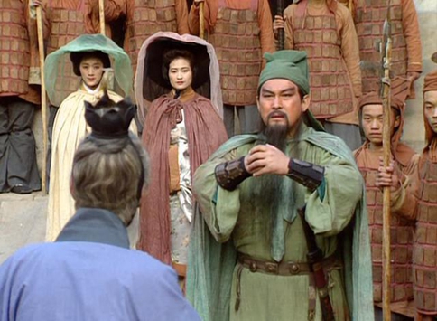 刘备为什么总是抛弃妻子?刘备不怕没有后代么?