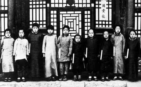 慈禧颜值到底如何?慈禧长得美吗? 慈禧颜值到底如何?慈禧长得美吗?