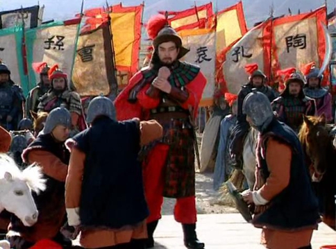 袁绍为什么不敢挟天子以令诸侯?袁绍和曹操的最大区别就在这