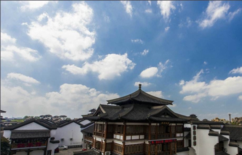 春秋时期一共有多少个诸侯国?这个国家迁都六次还是被灭