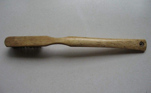 古代的人刷牙吗?古代人是怎么刷牙的?