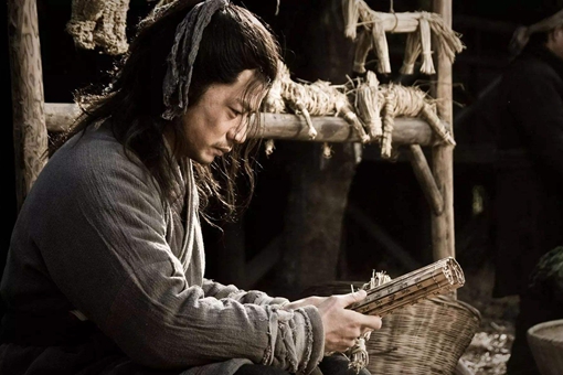 假如韩信自立为王,天下会三分吗? 假如韩信自立为王,天下会三分吗?