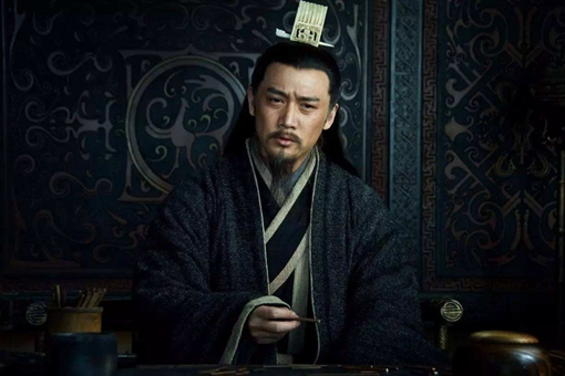 刘备三顾茅庐时诸葛亮几岁?诸葛亮为什么愿意辅佐刘备?