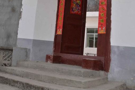 古人门口为什么要放门槛 门槛有什么含义