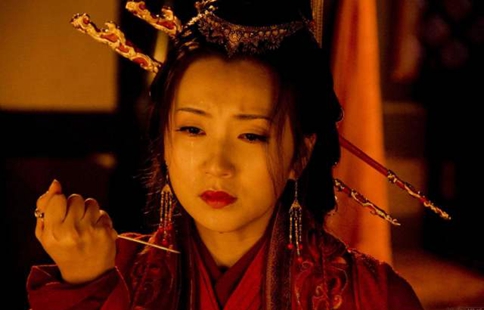 曹操和关羽都看上的女子是谁?貂蝉在他面前都失去了吸引力