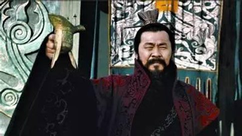 曹操为什么没能识破刘备的野心?只有这三人看懂了刘备