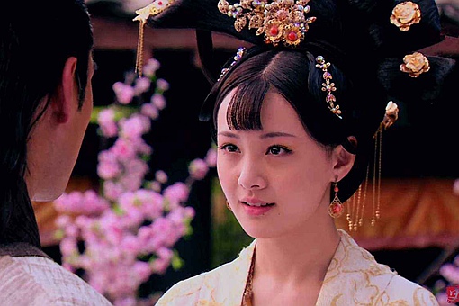 唐中宗李显知道韦后与武三思私通为什么不处理?是不敢处理还是另有所图? 唐中宗李显知道韦后与武三思私通为什么不处理?是不敢处理还是另有所图?