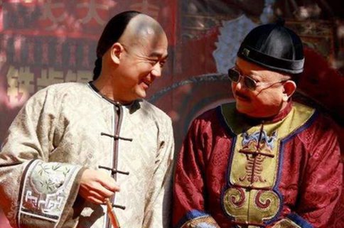 和珅救灾为什么要把沙子混入到粮食当中?还有办法区分灾民么?