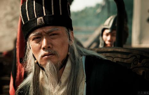 蜀国灭亡和诸葛亮有什么关系?蜀国最关键的人物是谁?