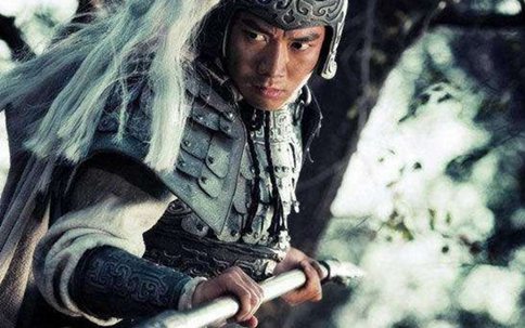 吴蜀发动夷陵之战曹魏怎么不顺势进攻?曹丕上位后有什么顾忌?