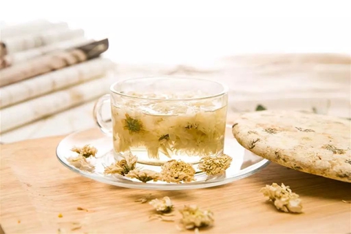 为什么中国人喜欢喝热水?其实国人喝热水的历史已存在千年 为什么中国人喜欢喝热水?其实国人喝热水的历史已存在千年