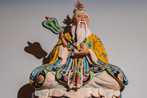 玉皇大帝和原始天尊谁的地位更高?原始天尊的徒弟是玉帝么? 玉皇大帝和原始天尊谁的地位更高?原始天尊的徒弟是玉帝么?