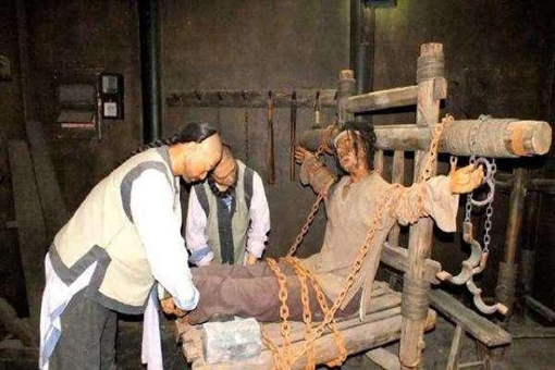 古人被满门抄斩家属为什么不潜逃?原因有哪些? 古人被满门抄斩家属为什么不潜逃?原因有哪些?