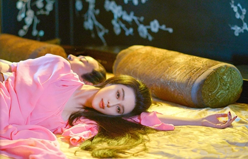 杨玉环为什么只能当贵妃不能当皇后?
