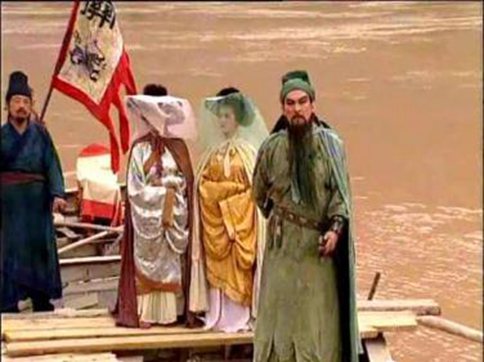 关羽好色么?曹操用美女色诱关羽结果让曹操大跌眼镜