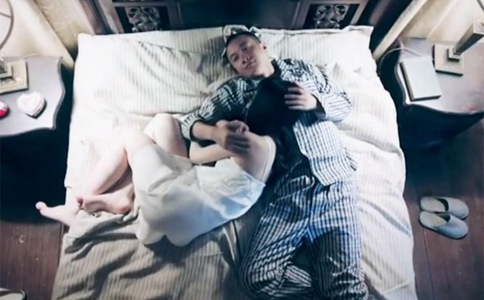 张作霖姨太太被人泼水张作霖是怎么处理的?