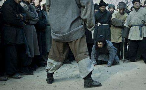 韩信从胯下钻过去的时候,心里都在想些什么? 韩信从胯下钻过去的时候,心里都在想些什么?