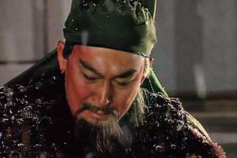 吕蒙靠什么说服糜芳叛变?击杀关羽吕蒙功不可没