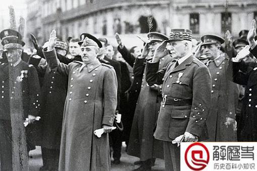 为何世界各国军人的敬礼方式都差不多?