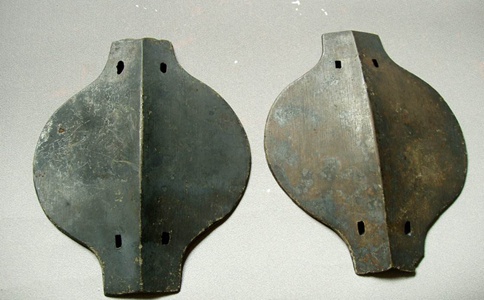 古代士兵的盾牌为什么都比较小?