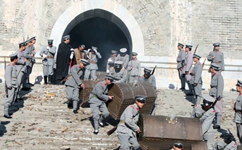 孙殿英除了盗清皇室陵地还做了哪些事? 孙殿英除了盗清皇室陵地还做了哪些事?