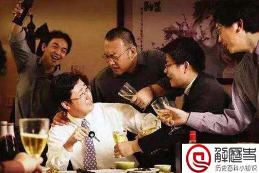 范进中举之后为什么疯了?这其中有什么原因?