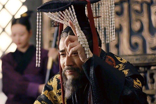 为什么说曹操善于捧杀?关羽的死和曹操有什么关系?