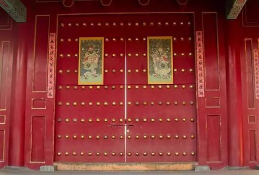 古代造一扇门有多少道工序?简单的门竟有如此之多的讲究