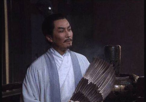 诸葛亮成蜀国一把手为什么还是很穷? 诸葛亮成蜀国一把手为什么还是很穷?