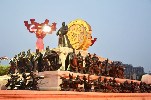 李世民把百姓比作什么?为什么说李世民不爱百姓?