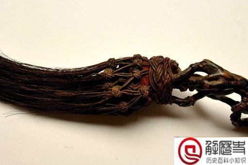 为什么道士和太监都拿拂尘?两者有何不同? 为什么道士和太监都拿拂尘?两者有何不同?