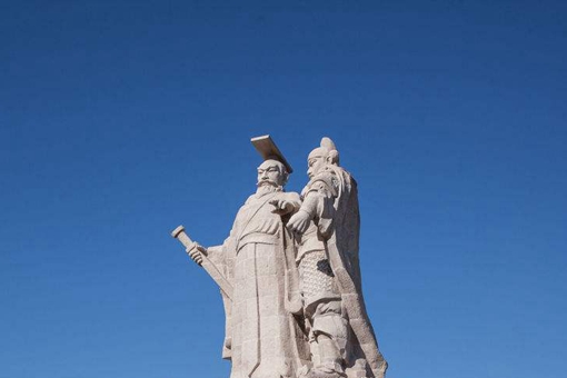 汉武帝掌权时为什么要换那么多宰相?汉武帝对宰相有什么要求? 汉武帝掌权时为什么要换那么多宰相?汉武帝对宰相有什么要求?