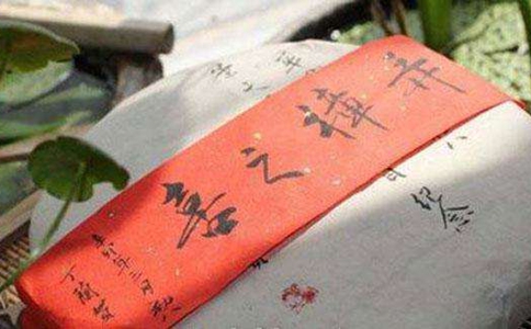 为什么古代男孩叫弄璋之喜女孩叫弄瓦之喜?有什么缘由 为什么古代男孩叫弄璋之喜女孩叫弄瓦之喜?有什么缘由