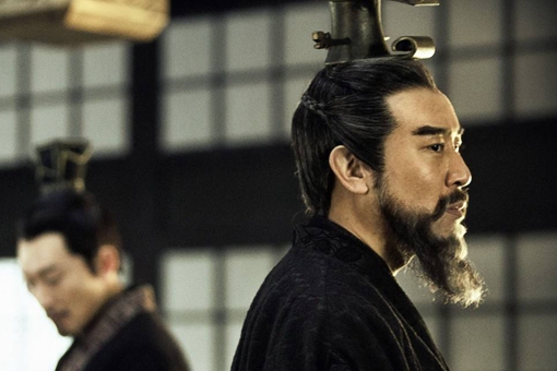 三国时最好色的大臣,曹操董卓都甘拜下风
