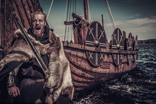 庞贝与海盗之间的较量,你撕我也撕 庞贝与海盗之间的较量,你撕我也撕