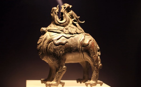 麒麟原本是两种动物,麒是公,麟是母