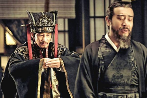 曹操一生最佩服的人是谁?东汉是谁提拔的曹操?