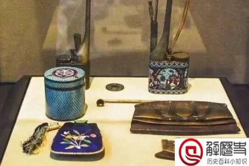 古代女性不背包男性背包?女性什么时候把包当装饰?