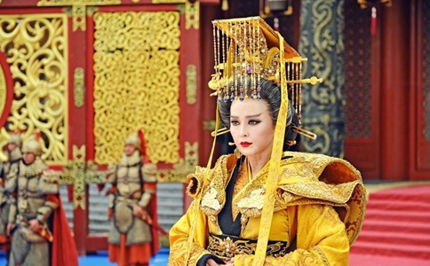 和武则天相比慈禧为什么能稳坐江山?有哪些原因 和武则天相比慈禧为什么能稳坐江山?有哪些原因