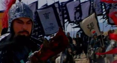 关羽为什么能轻易斩杀颜良?颜良真的是被关羽杀的么?