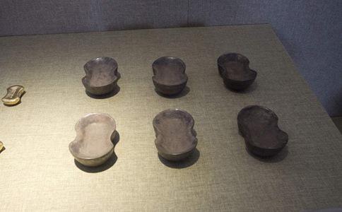 古代的一两白银值多少人民币?