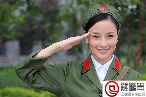 为何世界各国军人的敬礼方式都差不多?